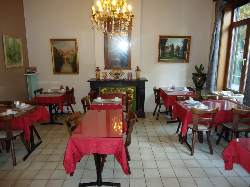 Hotel Ensor Брюж Екстериор снимка