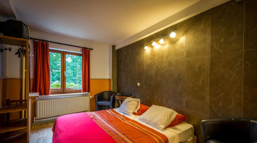 Hotel Ensor Брюж Екстериор снимка